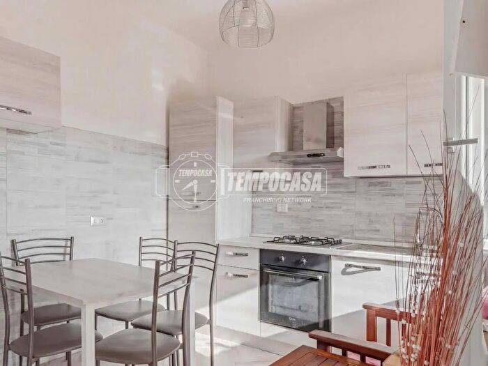 Appartamento bilocale in vendita in Via Villacidro, Fiumicino