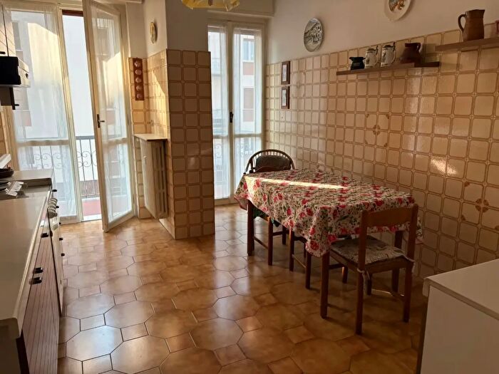 Appartamento trilocale in vendita in Via Monsignore Claudio Guidali, Cernusco Sul Naviglio