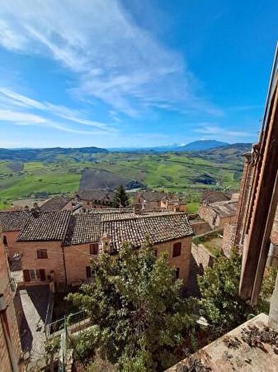 Casa con 6 locali in vendita in Umberto I, Montedinove