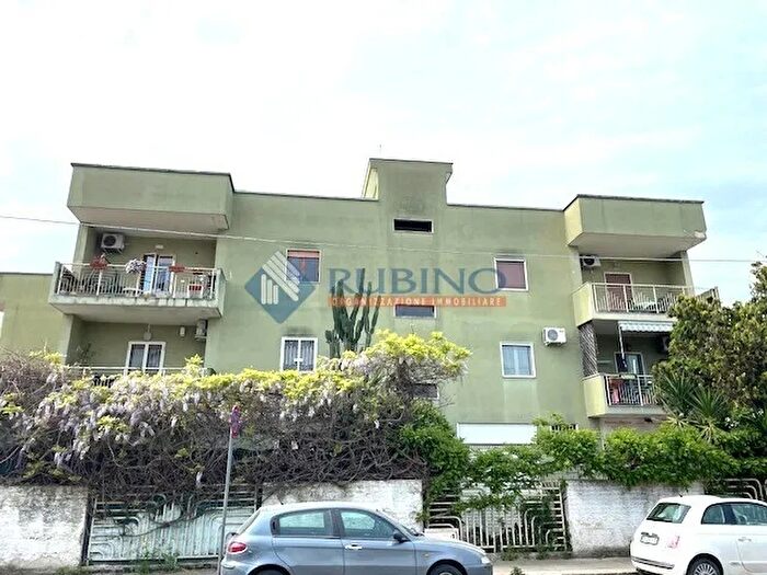 Appartamento con 5 locali in vendita in Via Bitritto, Modugno