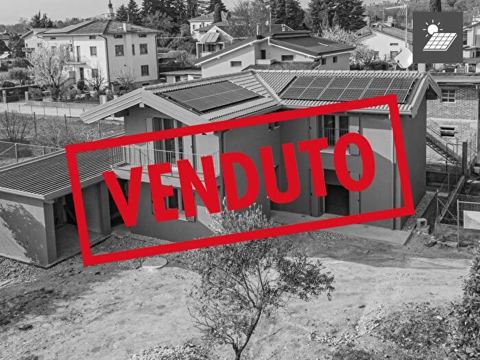 Casa con 5 locali in vendita in Martignacco