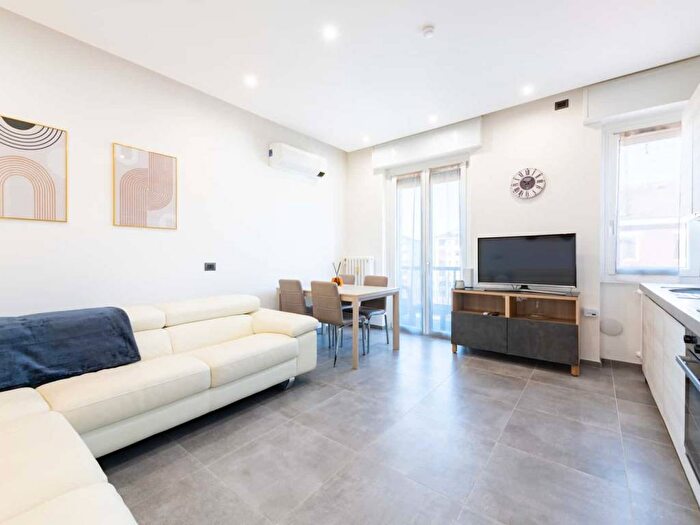 Appartamento bilocale in affitto in Via Privata Piero Martinetti, Piazzale Siena, Milano