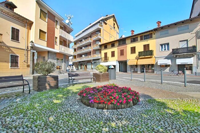 Appartamento quadrilocale in vendita in Corso Re Umberto, Cigliano