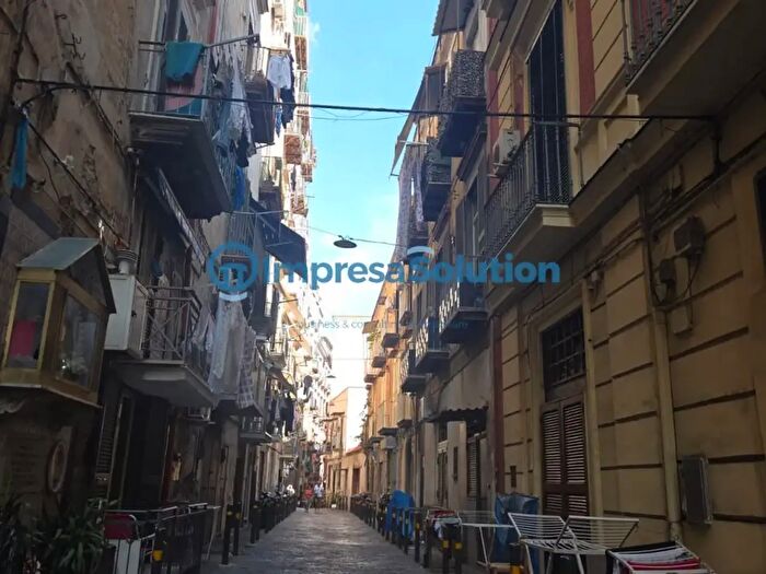 Appartamento trilocale in affitto in Via Nuova Santa Maria Ognibene, Napoli