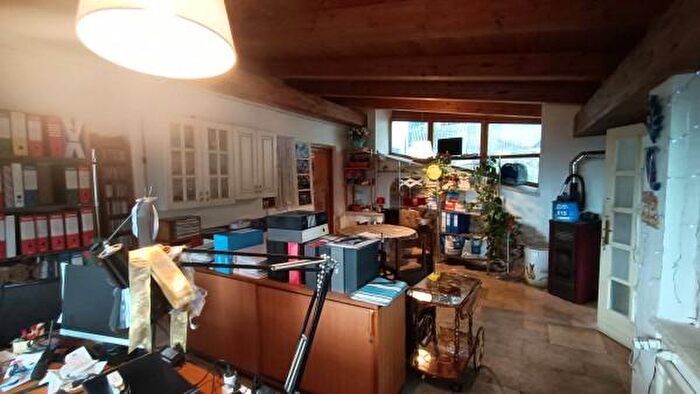 Appartamento con 5 locali in vendita in Serrapetrona