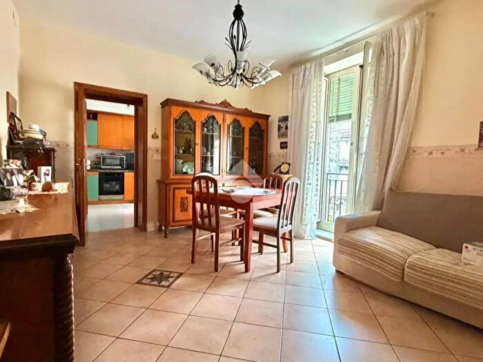 Appartamento quadrilocale in vendita in Cavone San Gennaro dei Poveri, Napoli