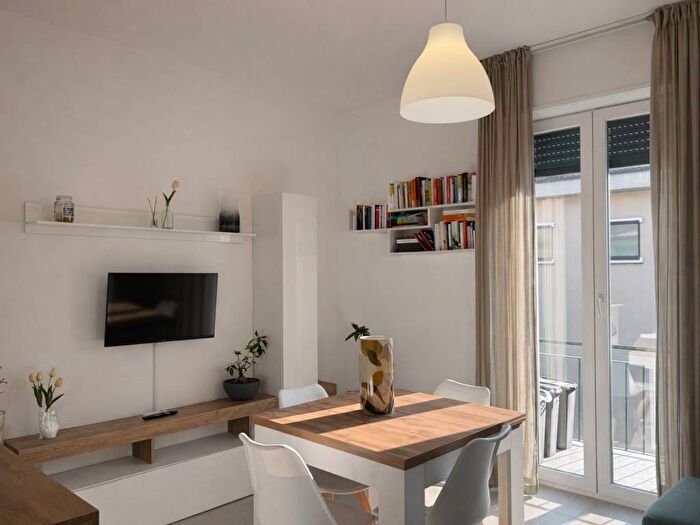 Appartamento bilocale in affitto in Via Belluno, Crescenzago, Milano