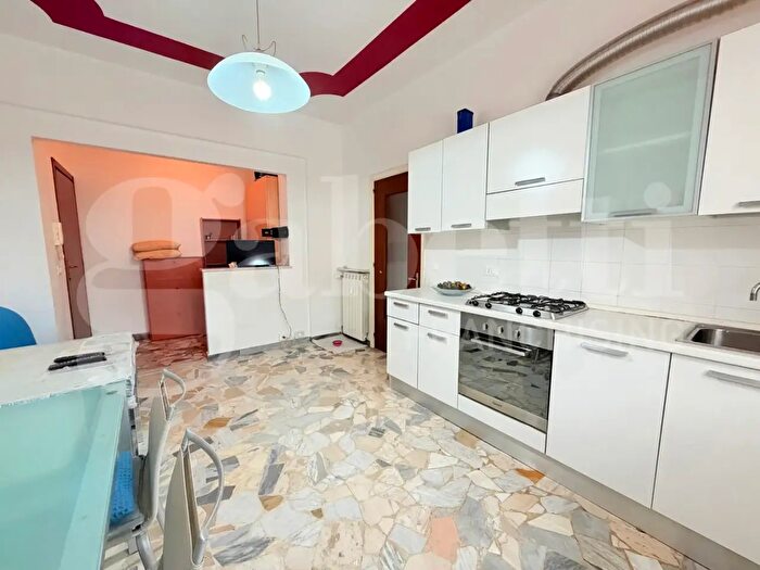 Appartamento bilocale in vendita in Via IV Novembre, Borgio Verezzi