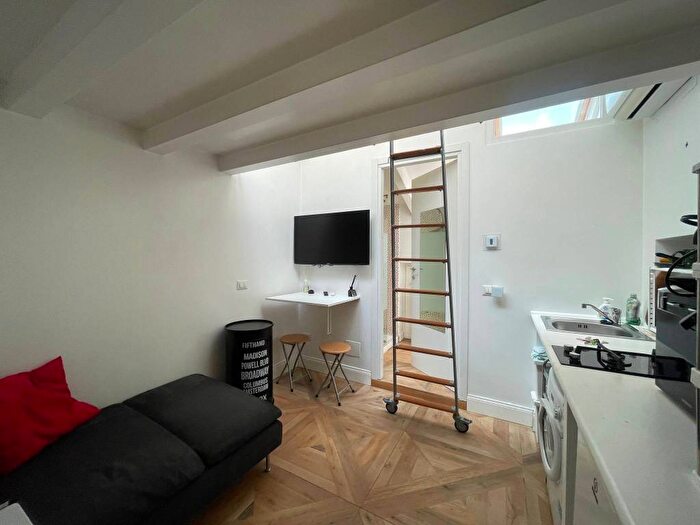 Appartamento monolocale in affitto in Via Panfilo Castaldi, Porta Venezia, Milano