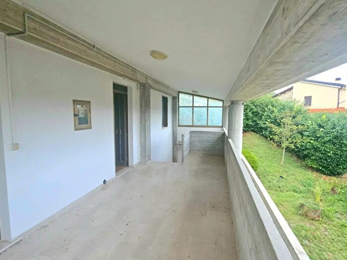 Casa con 8 locali in vendita in Min dal Centro, Teramo