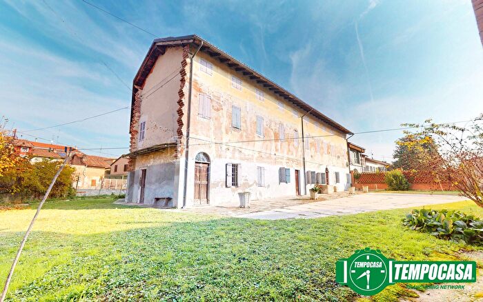 Casa con 10 locali in vendita in Vicolo Giuseppe Garibaldi, Mirabello Monferrato