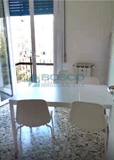 Appartamento trilocale in affitto in Viale Italia, La Spezia