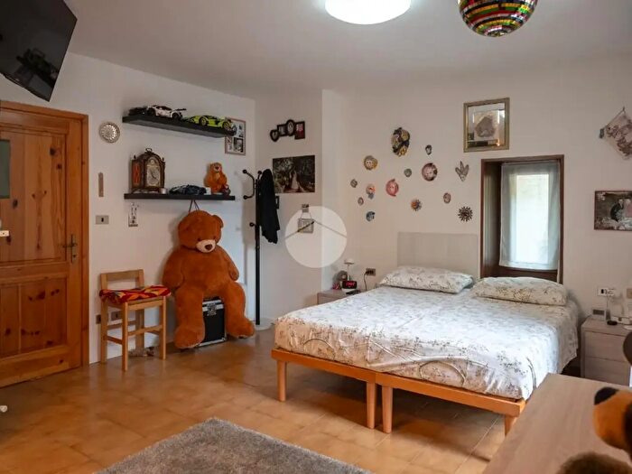 Casa trilocale in vendita in Via delle Corti, Nago Torbole