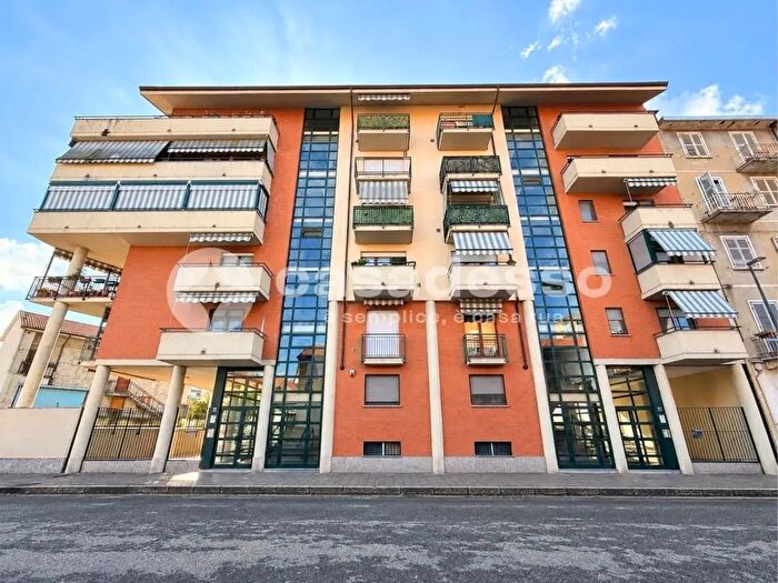 Appartamento quadrilocale in vendita in Via Alessandro Scarlatti, Torino