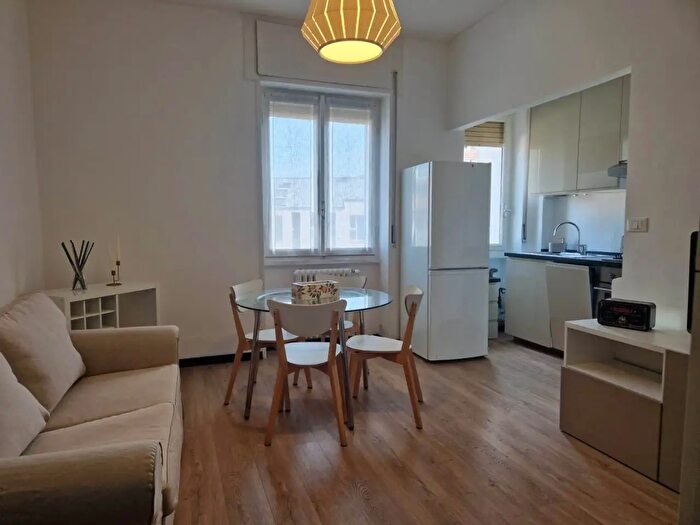 Appartamento trilocale in affitto in Via Giuseppe Govone, Milano