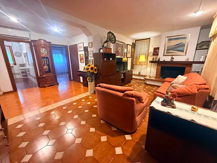 Appartamento bilocale in affitto in Centro, Crevalcore