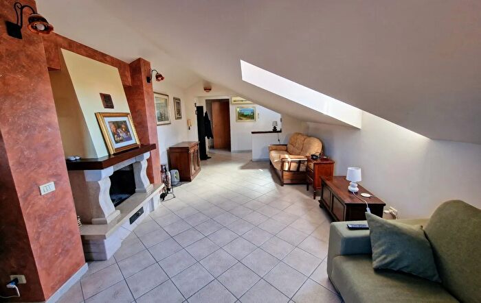 Appartamento quadrilocale in vendita in Calatabiano