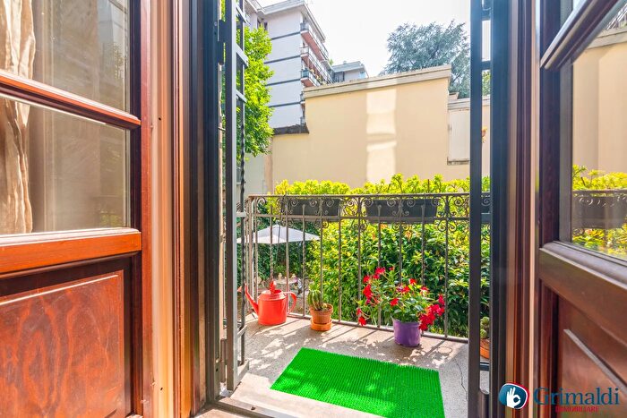 Appartamento trilocale in vendita in Mosè Bianchi, Milano