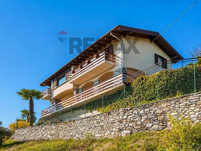 Casa con 5 locali in vendita in Via alle Alpi, Ghiffa