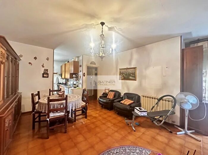 Appartamento quadrilocale in vendita in Camaiore