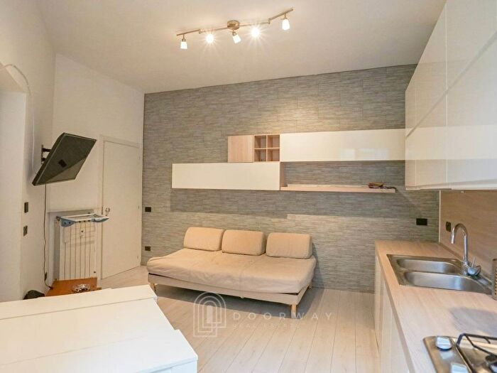 Appartamento trilocale in affitto in Via Gaetano Braga, Cascina dei Pomi, Milano