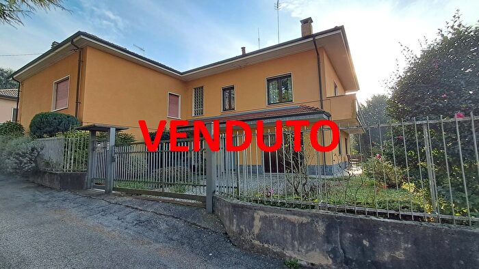 Appartamento in vendita in Vergiate Varese Lombardia Italia, Vergiate
