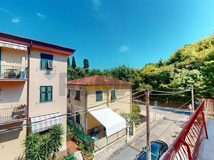 Appartamento quadrilocale in vendita in Via XXV Aprile, Portovenere