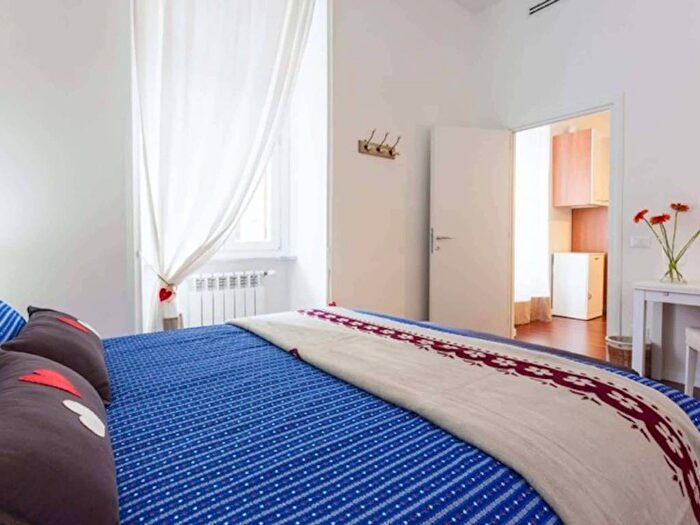 Appartamento trilocale in affitto in Via Tunisi, Cipro, Roma