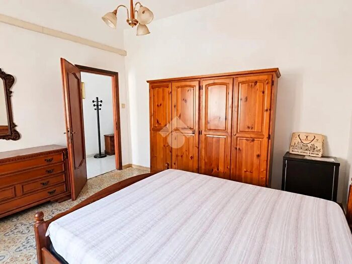 Casa trilocale in vendita in Via San Giacomo, Oristano