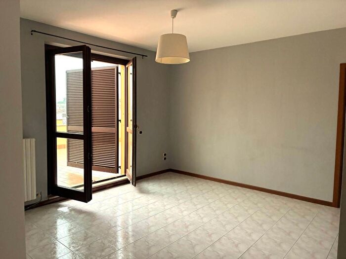 Appartamento trilocale in affitto in Viale Martiri della Resistenza, Centro, Monte San Vito