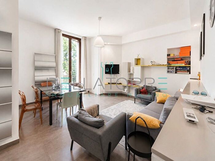 Appartamento trilocale in affitto in Viale Toscana, Bocconi, Milano