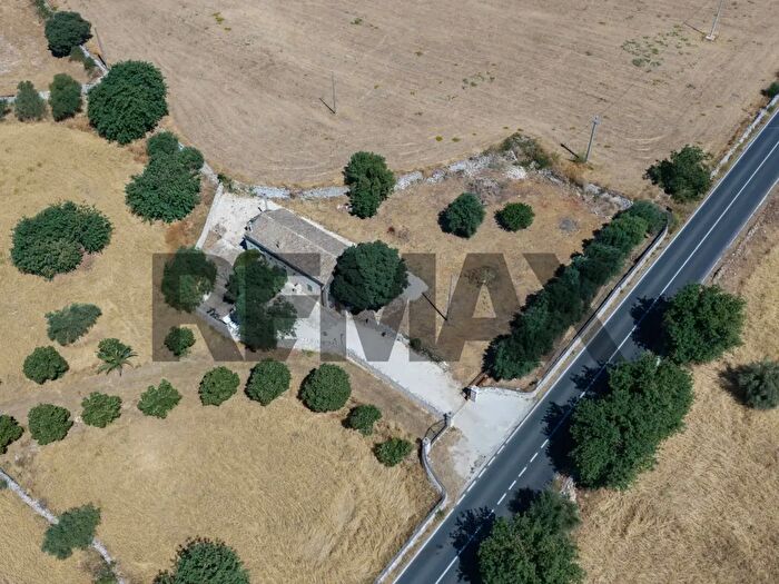 Casa con 6 locali in vendita in Contrada Bugilfezza Snc, Modica