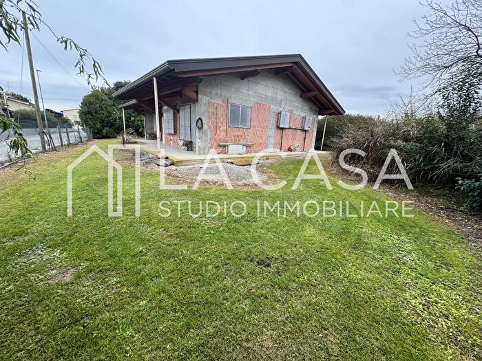 Casa trilocale in vendita in Via Saletto, San Giorgio Della Richinvelda