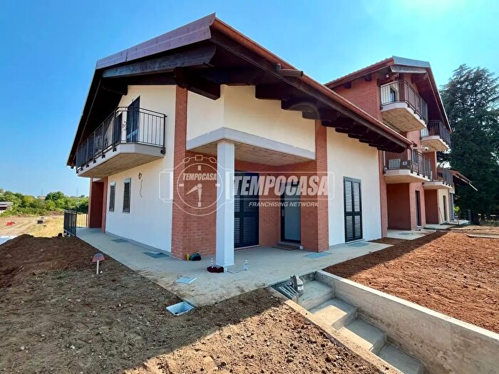 Appartamento con 5 locali in vendita in Via Druento, San Gillio