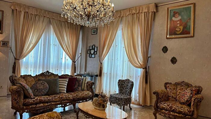 Appartamento quadrilocale in vendita in Via Vittorio Veneto Mortara, Mortara