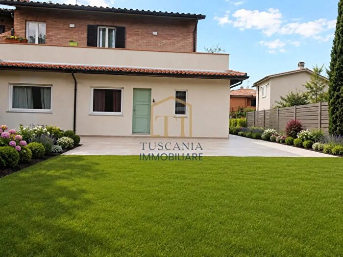 Appartamento quadrilocale in vendita in Colle Di Val D'Elsa