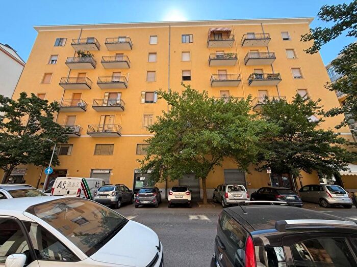 Appartamento trilocale in affitto in Viale G Verdi, Musicisti, Modena