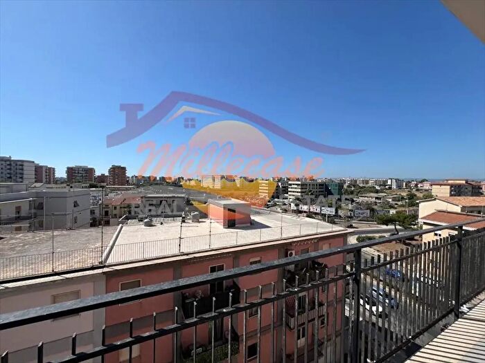 Appartamento con 5 locali in vendita in Viale Santa Panagia, Siracusa