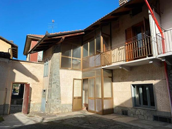 Casa quadrilocale in vendita in Via San Pietro, Avigliana