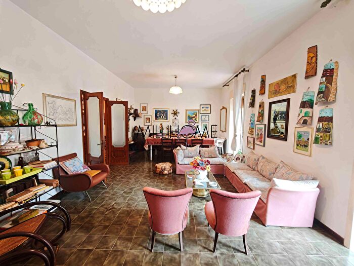 Appartamento con 5 locali in vendita in Via del Fante, Marsala