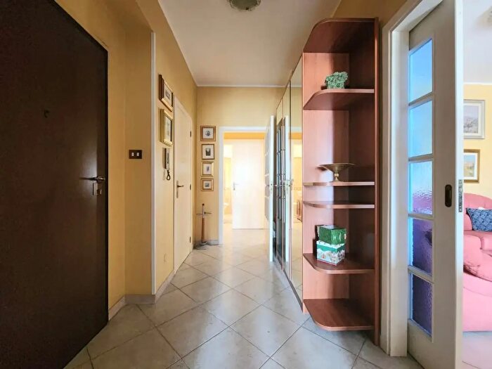 Appartamento trilocale in vendita in Via Eraclea, Catanzaro