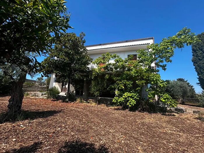 Casa con 8 locali in vendita in Ronco a Via Goldoni Sn, Priolo Gargallo