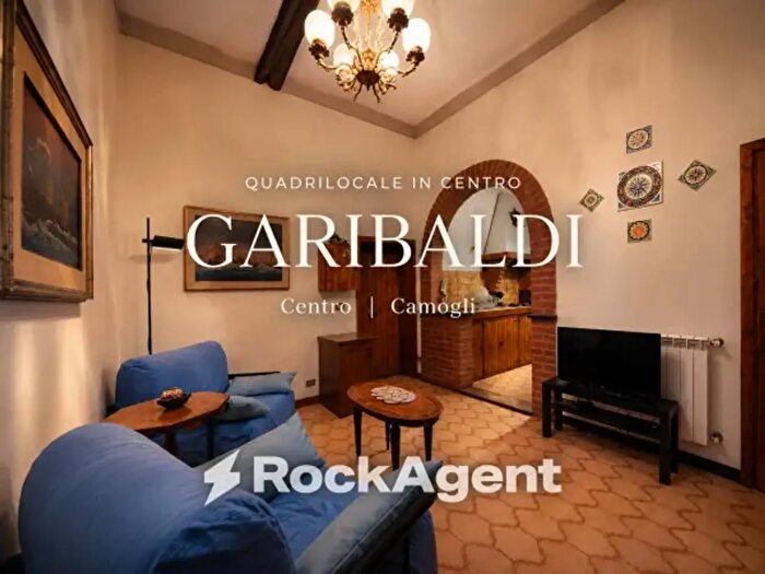 Appartamento quadrilocale in vendita in Via Giuseppe Garibaldi, Camogli