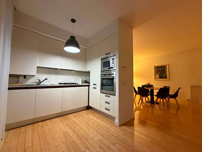 Appartamento con 6 locali in vendita in Via Bixio, Vicenza