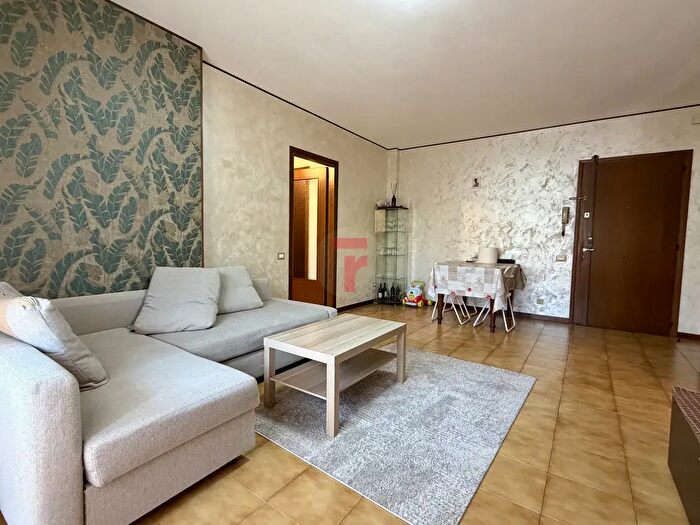 Appartamento trilocale in vendita in Via Gramsci, Cadoneghe