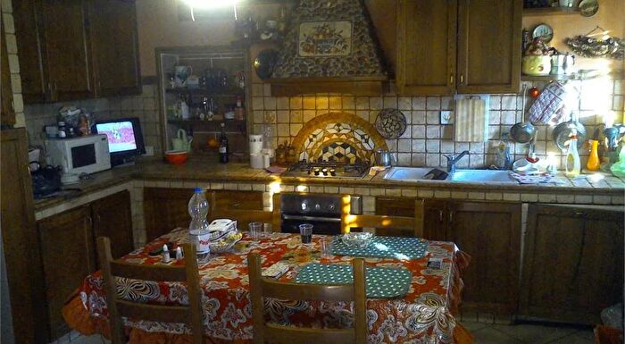 Casa con 6 locali in vendita in Camposanto