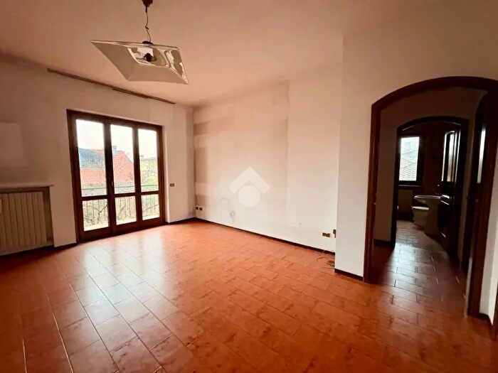 Appartamento trilocale in vendita in Via dei Gerani, Verdellino