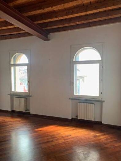 Appartamento trilocale in affitto in Via Domenico Cimarosa, Centro, Varese