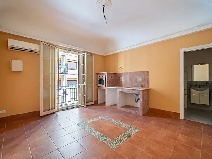 Appartamento bilocale in affitto in Via Rosario Riolo, Palermo