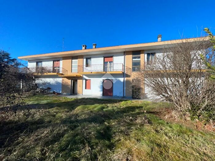 Case in Vendita e in Affitto - 3